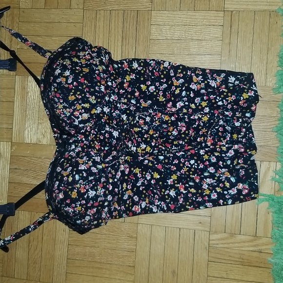 Corset - Picture 4 of 7